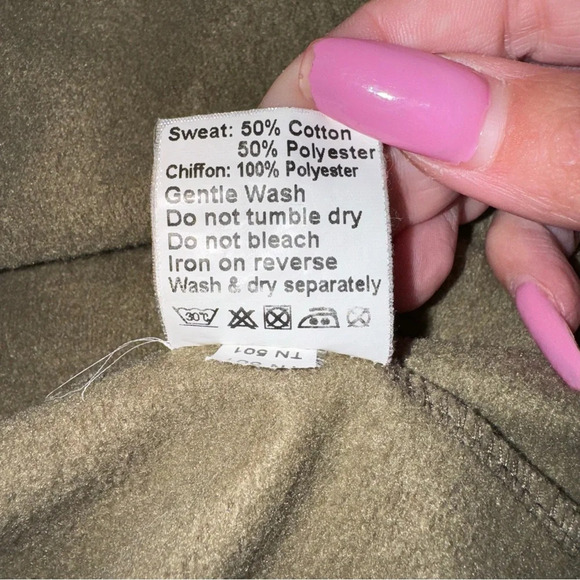 ASOS Nicce London Long Sleeve Shirt Asymmetrical Crewneck Colorblock Size Medium - Picture 12 of 12